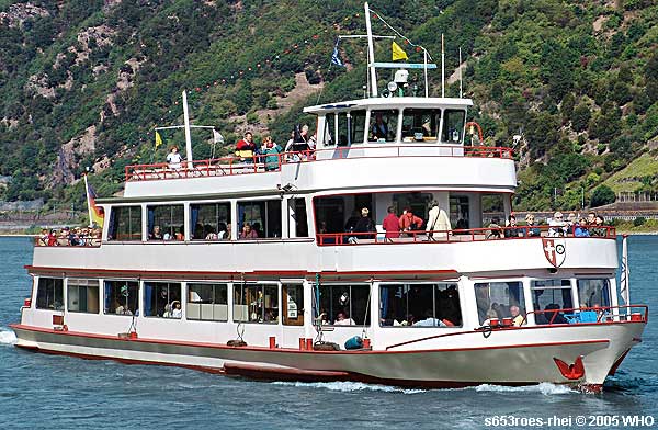 Charter Schiff mieten in Deutschland auf Rhein, Oberrhein, Mittelrhein, Niederrhein, Main, Neckar, Spree, Mosel, Donau und Weser